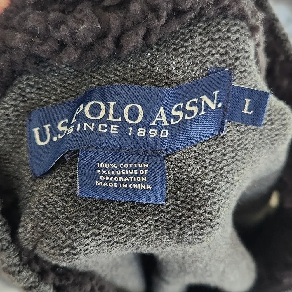 NWT U.S. Polo Assn men's 1/4 zipped pullover sweater